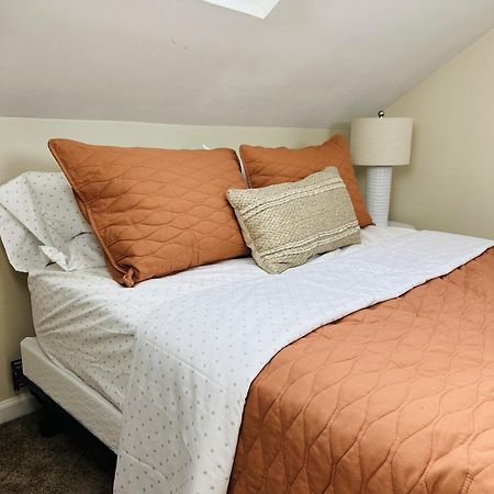 Cozy, Pleasant 2Br Apt In Beach Community! Norwalk Ngoại thất bức ảnh