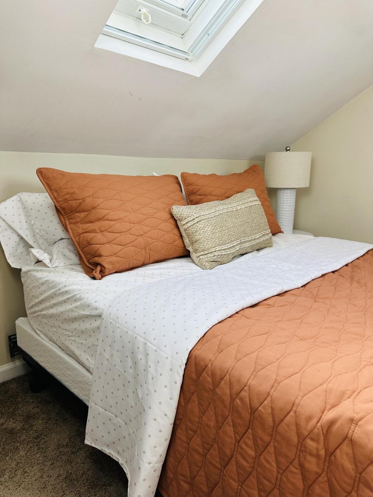 Cozy, Pleasant 2Br Apt In Beach Community! Norwalk Ngoại thất bức ảnh